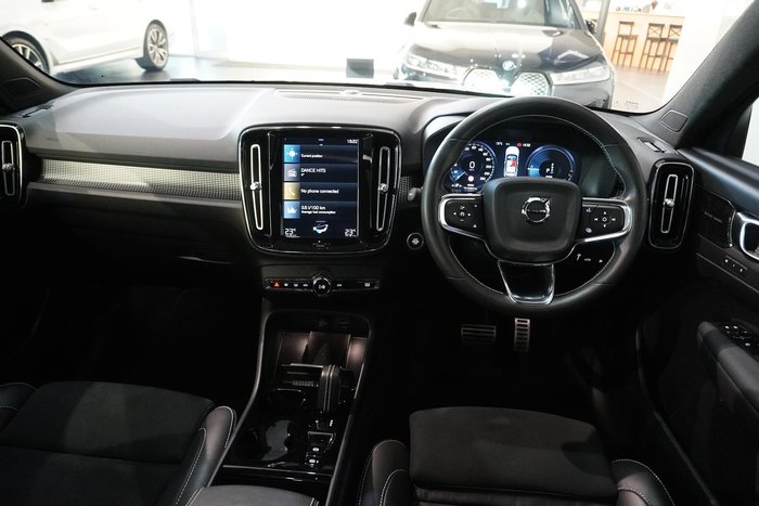 2021 Volvo XC40 Recharge Plug-In Hybrid