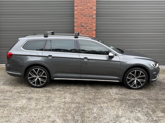 2017 Volkswagen Passat Alltrack Wolfsburg Edition