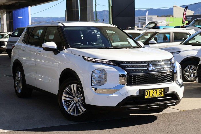 2024 Mitsubishi Outlander