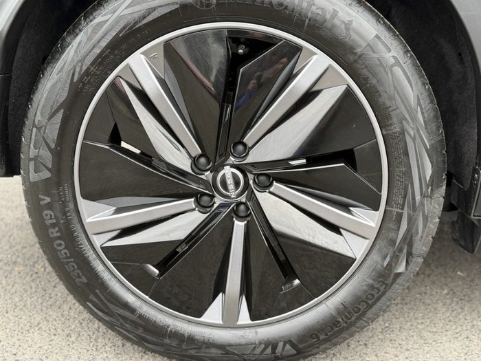 2025 Nissan QASHQAI TI