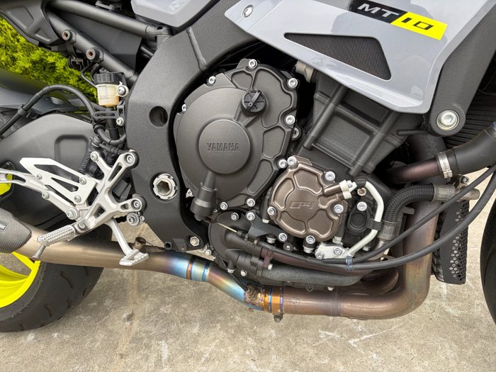 2016 Yamaha MT-10 Grey