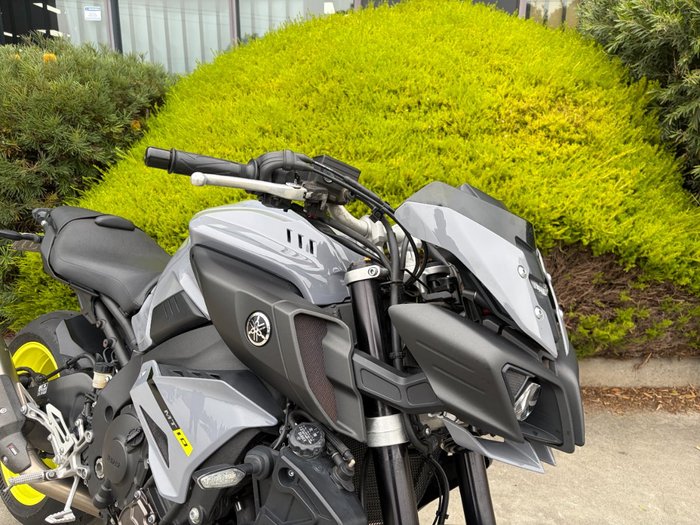 2016 Yamaha MT-10
