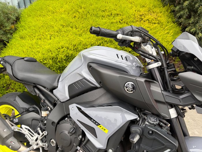 2016 Yamaha MT-10 Grey