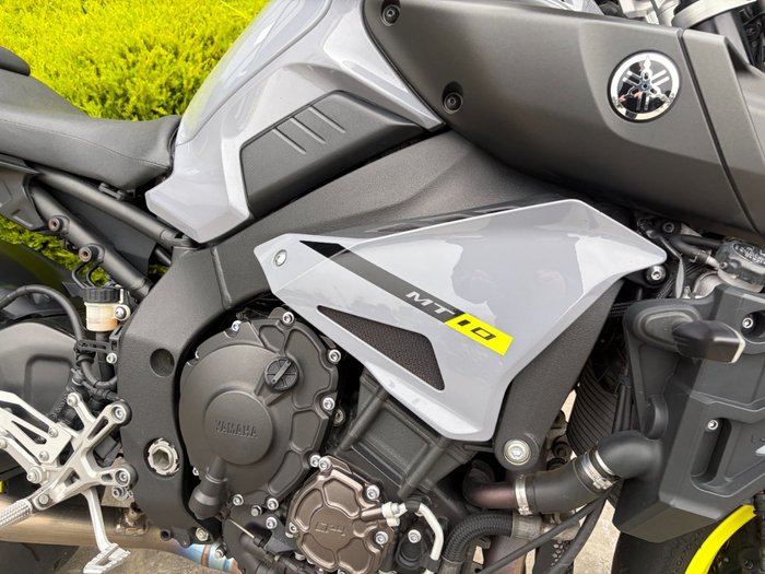 2016 Yamaha MT-10 Grey