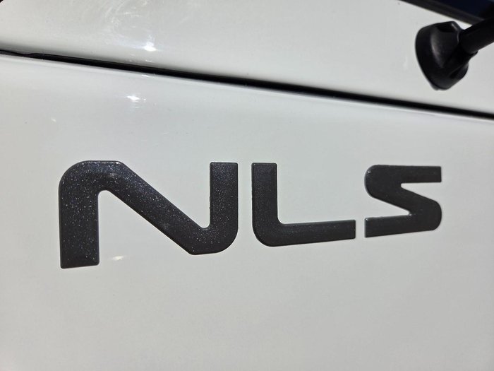 2014 Isuzu Nls 200 Awd Car License Service Body