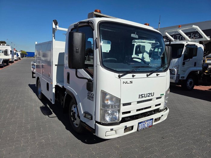 2014 Isuzu Nls 200 Awd Car License Service Body