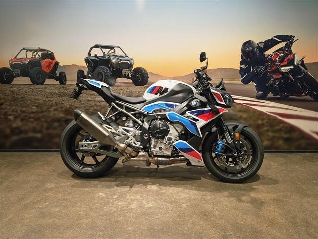 2026 BMW M 1000 R