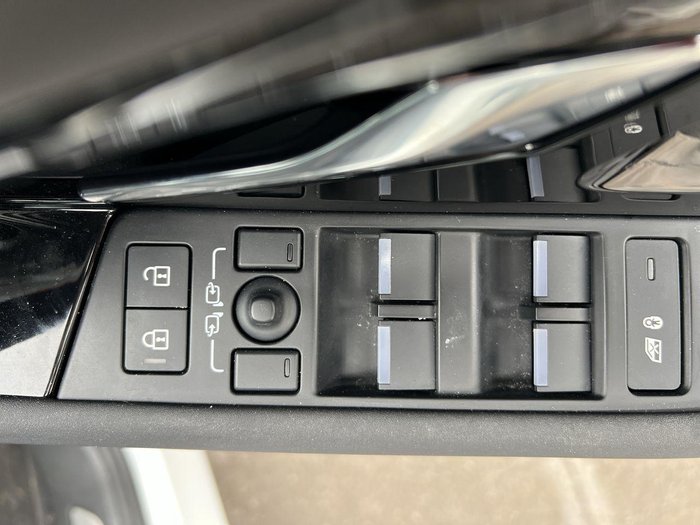 2024 Land Rover Range Rover Evoque P250 Dynamic SE