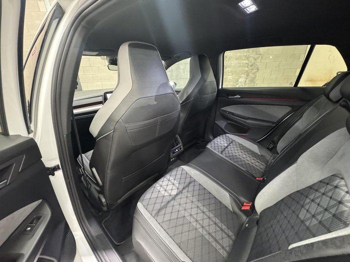 2021 Volkswagen Golf 110TSI R-Line
