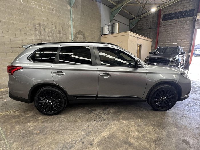 2019 Mitsubishi Outlander Black Edition