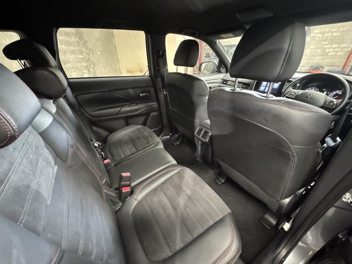 2019 Mitsubishi Outlander Black Edition