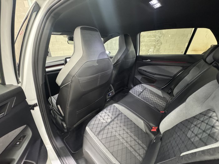 2021 Volkswagen Golf 110TSI R-Line