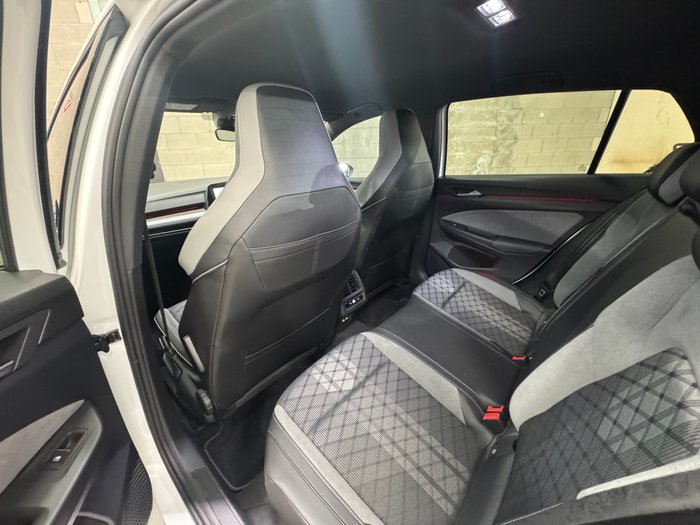 2021 Volkswagen Golf 110TSI R-Line