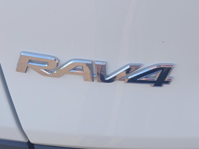 2024 Toyota RAV4 GX