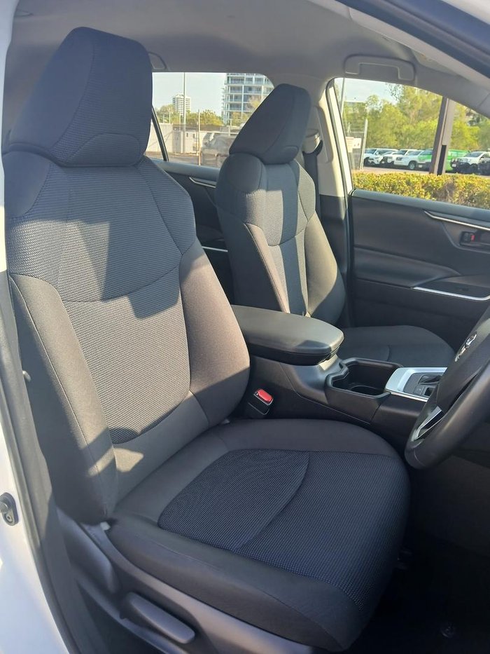2024 Toyota RAV4 GX