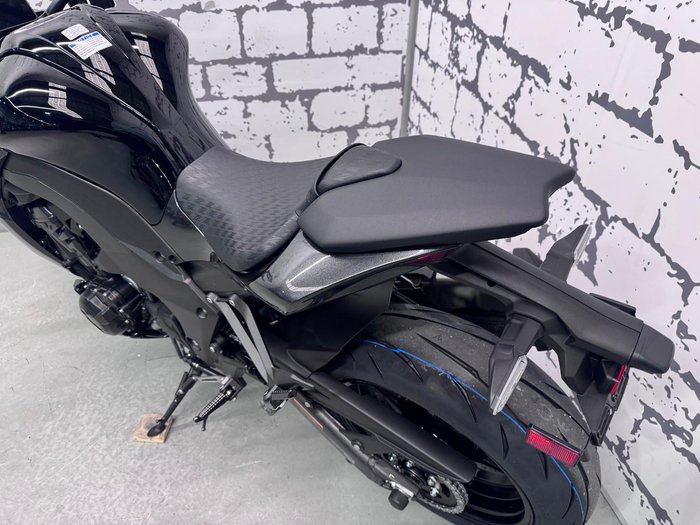 2026 Kawasaki Z1100 Z Black