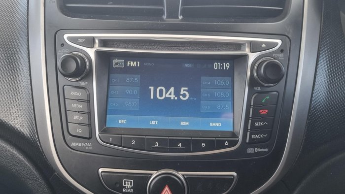 2015 Hyundai Accent Active