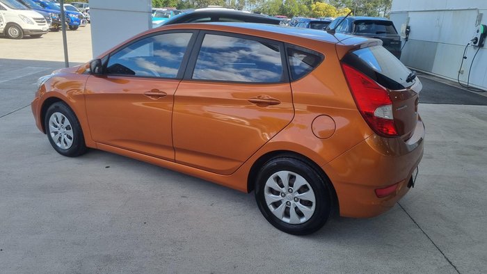2015 Hyundai Accent Active