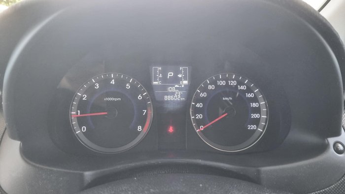 2015 Hyundai Accent Active