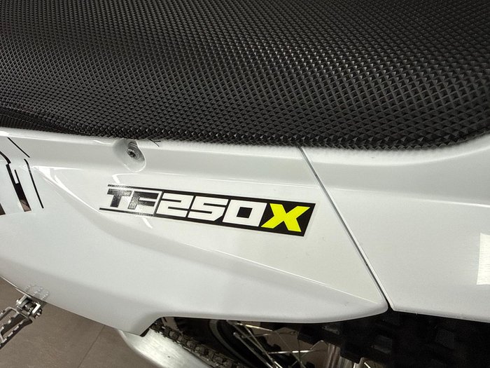 2024 Triumph TF 250-X Off Road White