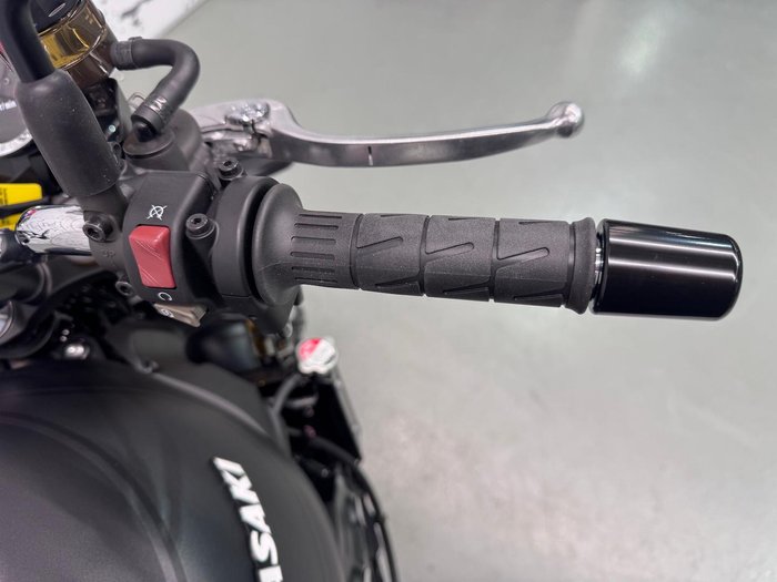 2025 Kawasaki Z900RS SE Z Black