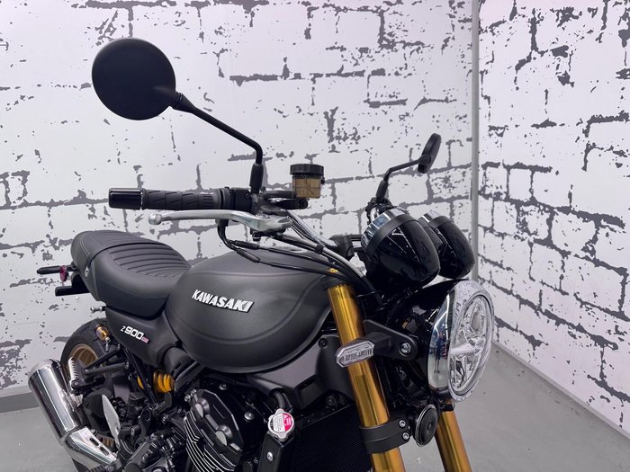 2025 Kawasaki Z900RS SE Z Black