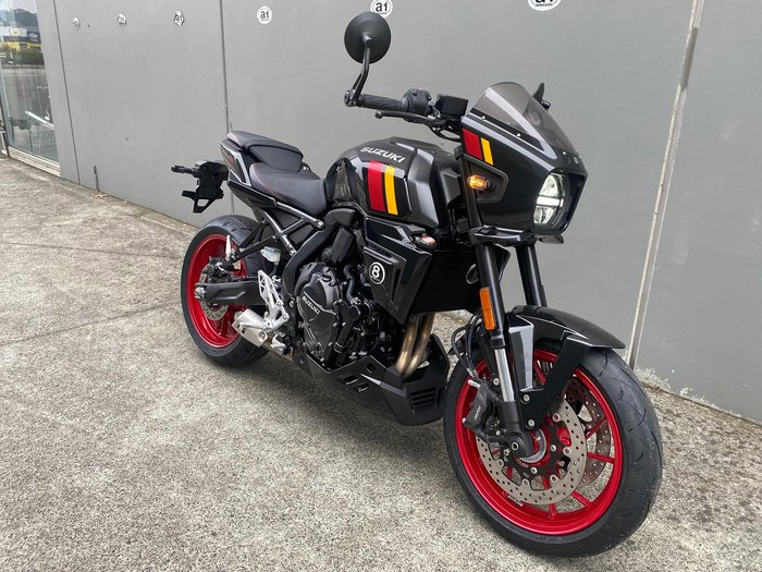2026 Suzuki GSX-8TT