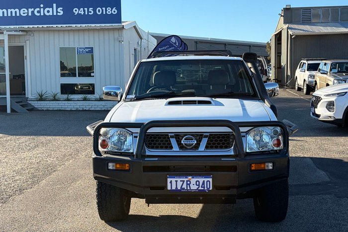 2015 Nissan Navara ST-R