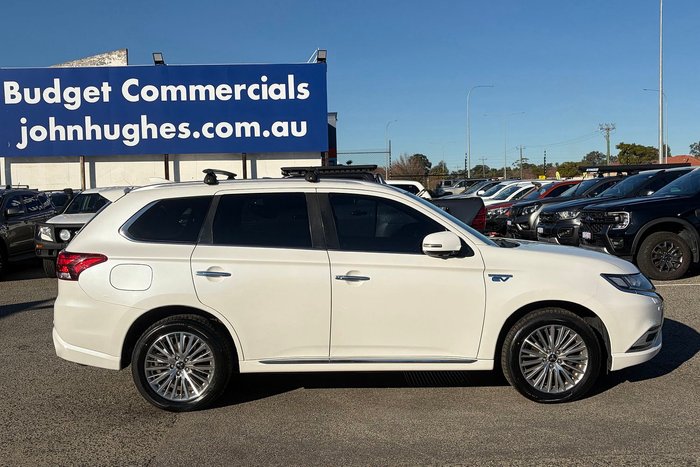 2019 Mitsubishi Outlander PHEV Exceed