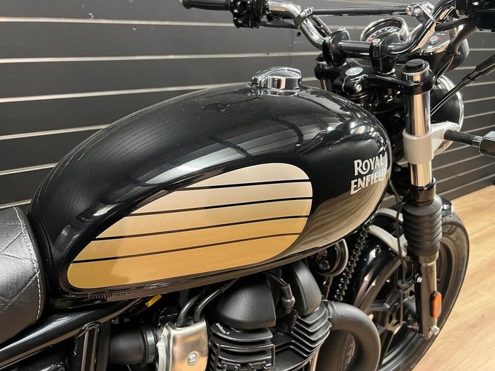 2026 Royal Enfield INTERCEPTOR 650 E5 CLASSIC Black