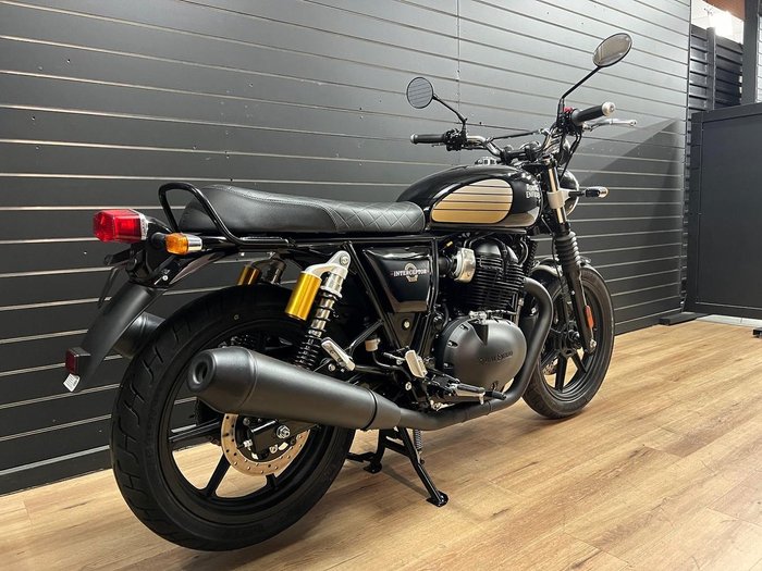 2026 Royal Enfield INTERCEPTOR 650 E5 CLASSIC Black