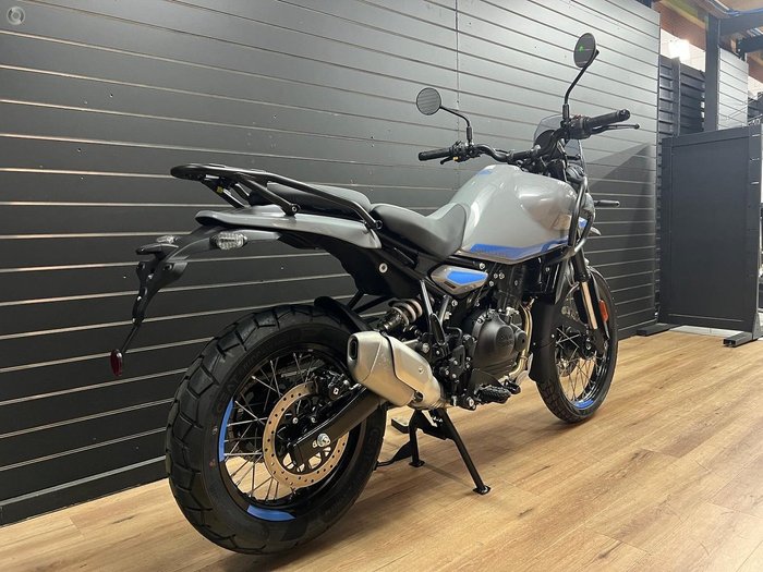 2026 Royal Enfield HIMALAYAN 450 Blue