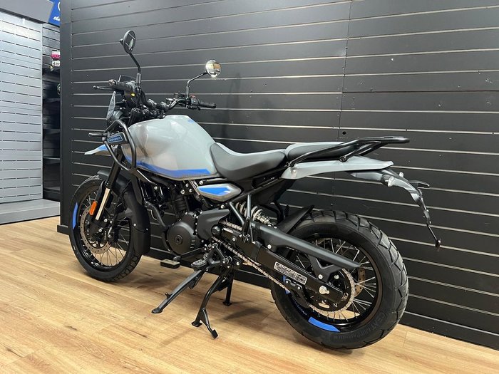 2026 Royal Enfield HIMALAYAN 450 Blue