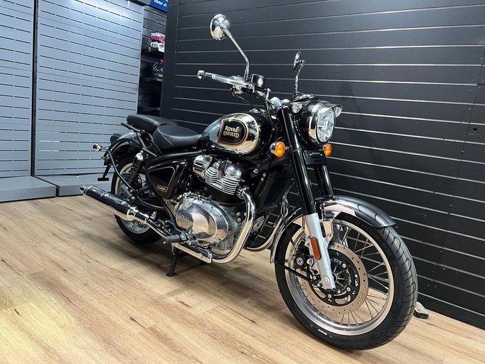 2026 Royal Enfield CLASSIC 650 Black