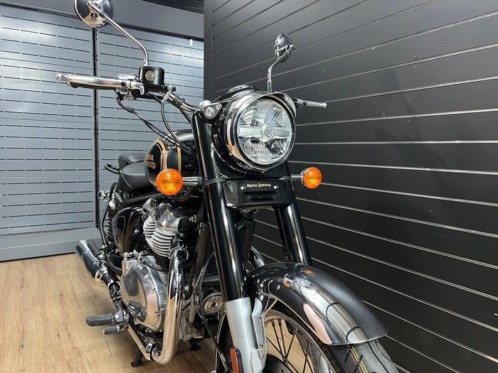 2026 Royal Enfield CLASSIC 650 Black