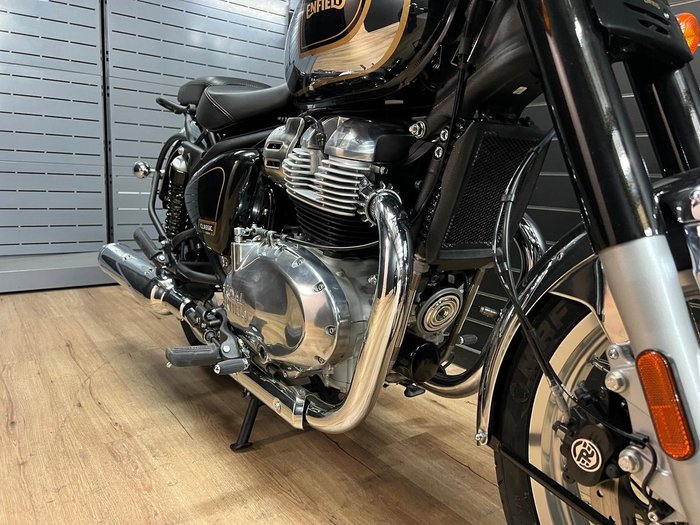 2026 Royal Enfield CLASSIC 650 Black