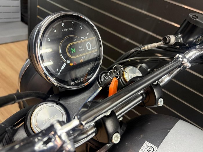 2026 Royal Enfield BEAR 650 Black