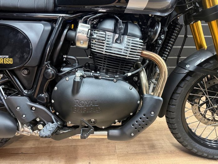 2026 Royal Enfield BEAR 650 Black