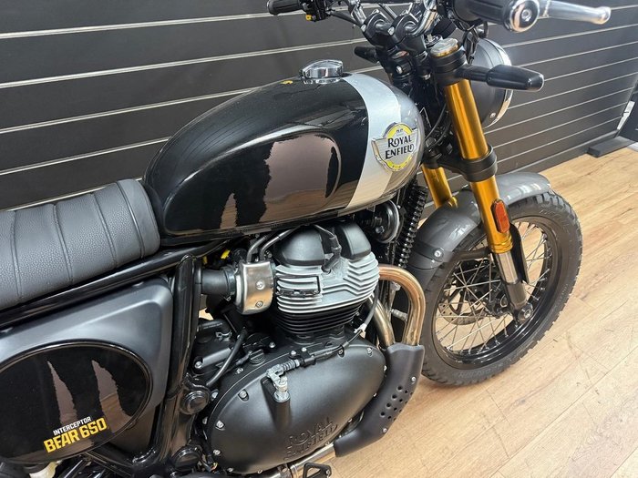 2026 Royal Enfield BEAR 650 Black