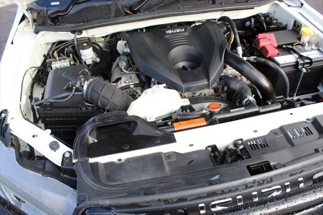 2022 Isuzu D-MAX LS-M