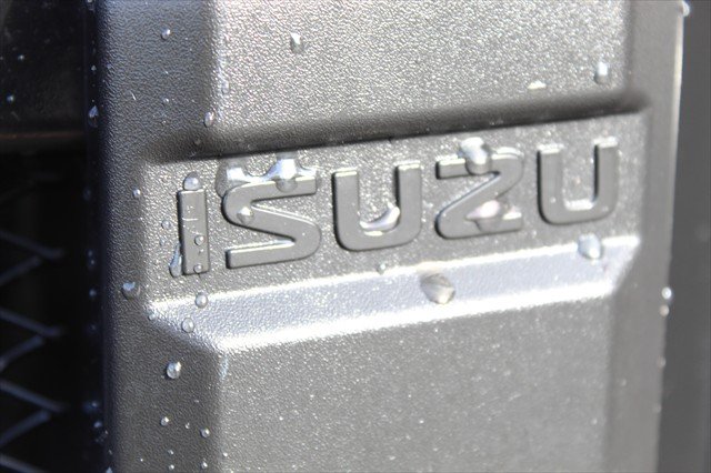 2022 Isuzu D-MAX LS-M