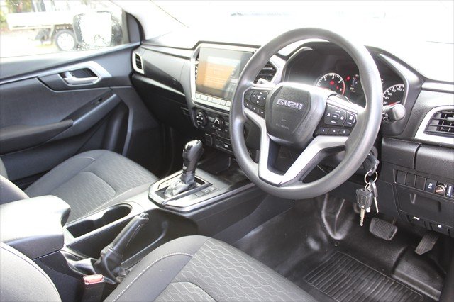 2022 Isuzu D-MAX LS-M