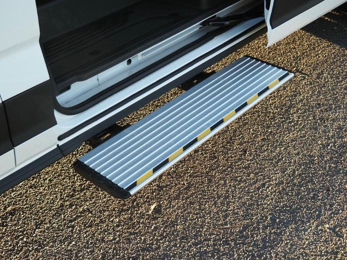 2026 LDV Deliver 9 LWB Mid Roof