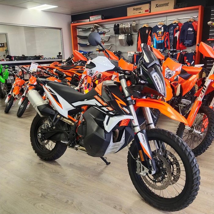 2022 KTM