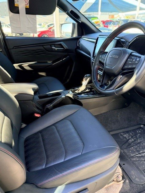2024 Isuzu D-MAX X-TERRAIN