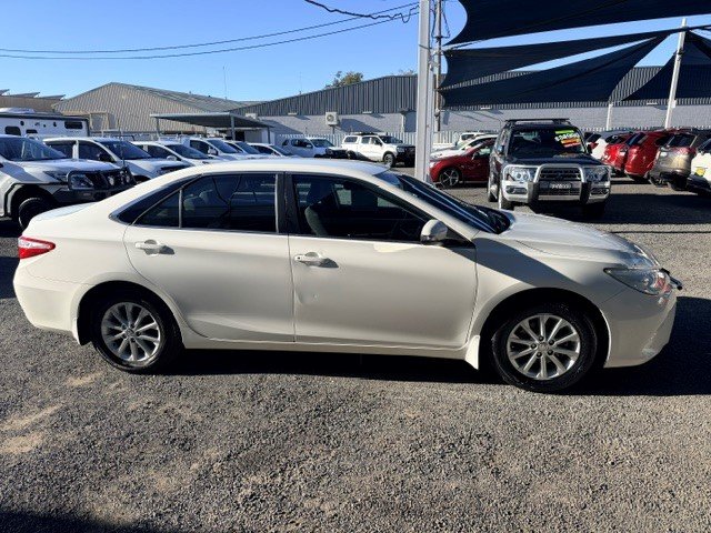 2016 Toyota Camry Altise