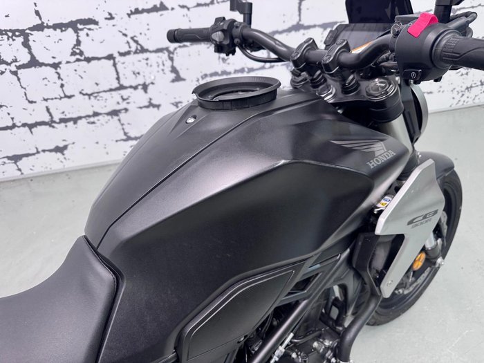2018 Honda CB300R (CB300RA) CB300 Black