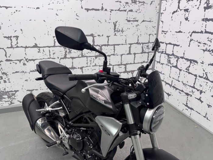 2018 Honda CB300R (CB300RA) CB300 Black