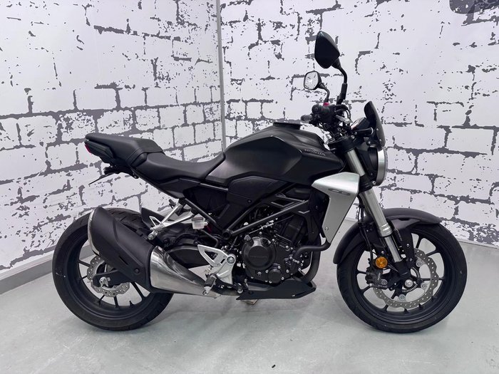 2018 Honda CB300R (CB300RA) CB300 Black