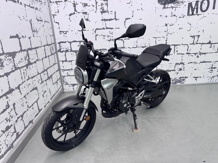 2018 Honda CB300R (CB300RA) CB300 Black